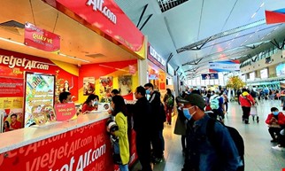 Các hàng không bắt đầu tung vé bay mùa Tết 2022